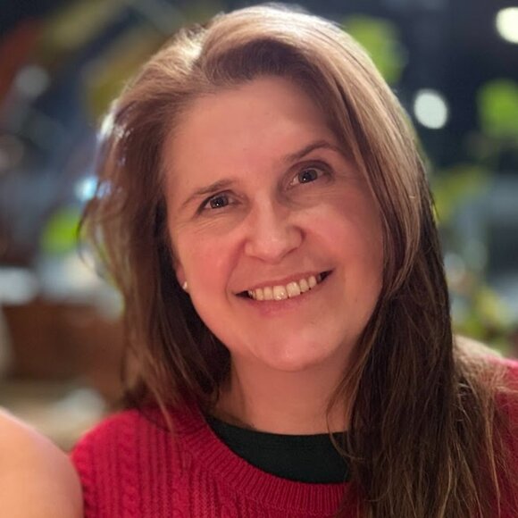 Meet your Posher, Lorna - Picture 1 of 1